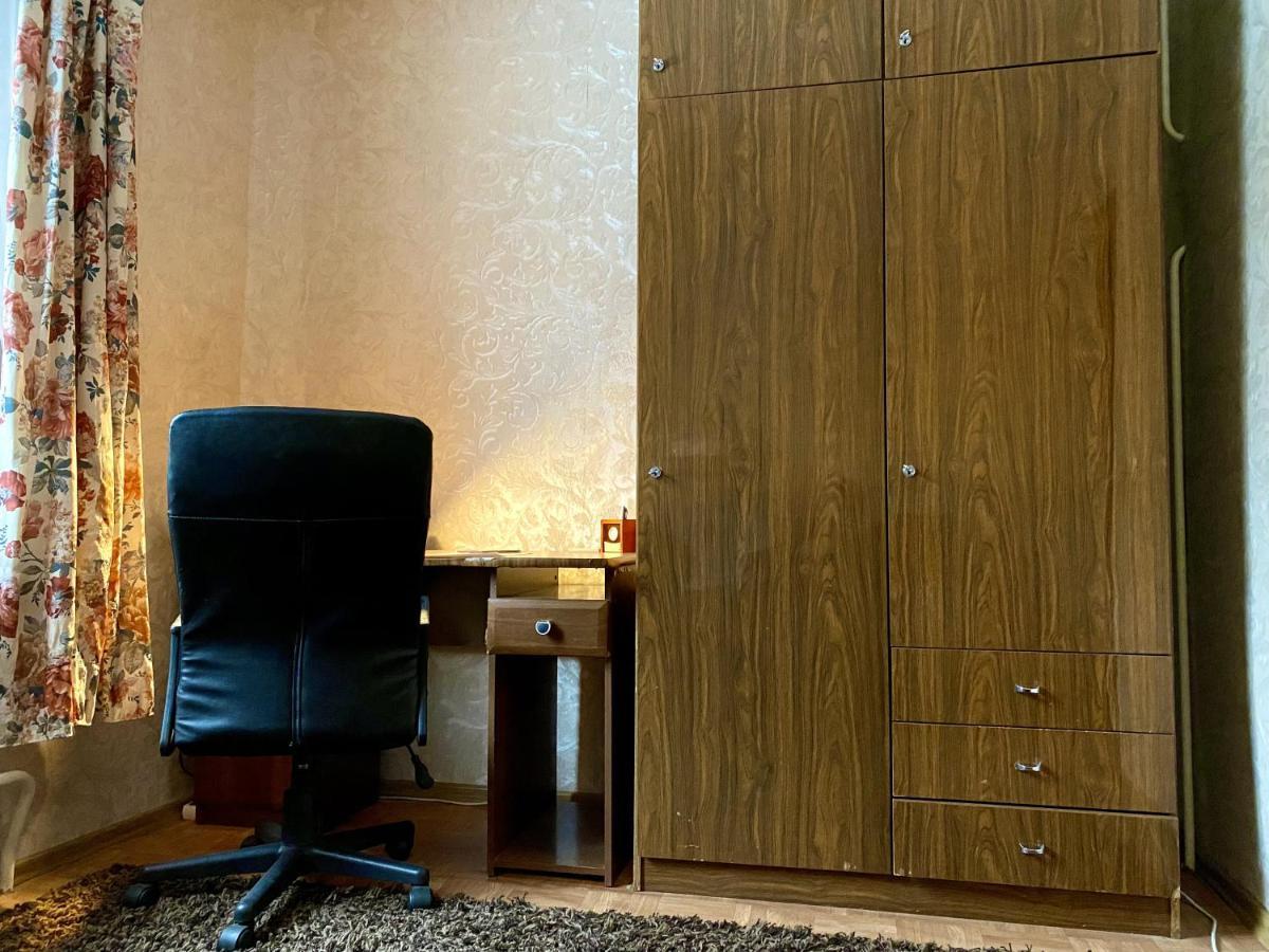 Spacious 3-Room Apartment & Parking Riga Buitenkant foto